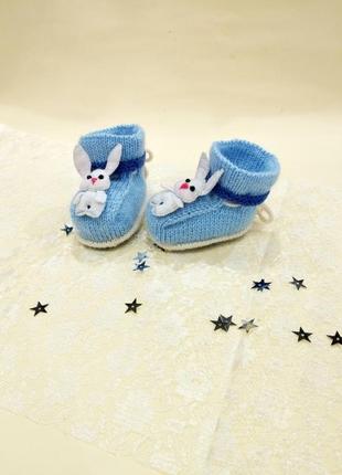 Детская обувь, пинетки  зайки голубого цвета на завязках4 фото