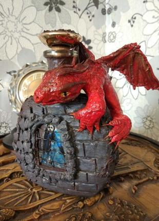 Сувенирная бутылка " красный дракон"  ручная работа