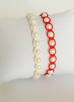 Стильний плетений браслет із перлів, червона нитка1 фото