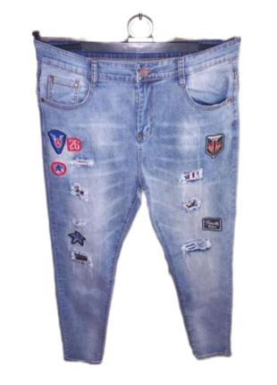 Стильні джинси з декором і розрізами 46-48 розмір