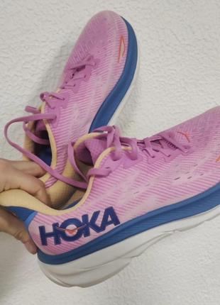 Hoka clifton 93 фото