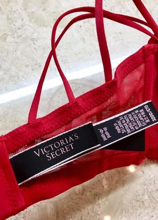 Новий.бюст пуш-ап бренду victoria’s secret 32dd hot red lace & satin push-up bra оригінал3 фото