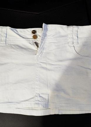 Белая джинсовая юбка с-м lncity 28 размер, мини юбка