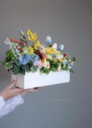 Пасхальна композиція з тюльпанами/композиція з квітами/композиція на стіл / весняна композиція6 фото