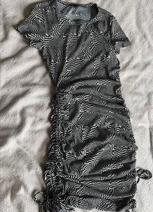 Сукня в обтяжку, принт1 фото