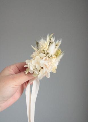 Повязка на руку бутоньерка