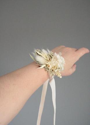 Повязка на руку бутоньерка