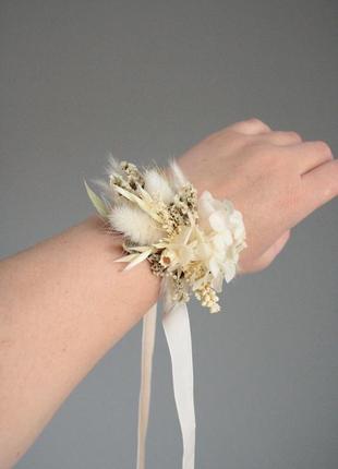 Повязка на руку бутоньерка