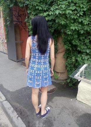Платье летнее серое с голубым ажурное5 фото