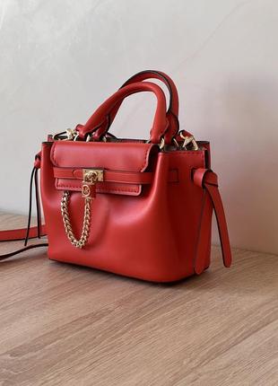 Шкіряна сумка michael kors hamilton legacy extra-small leather belted satchel6 фото