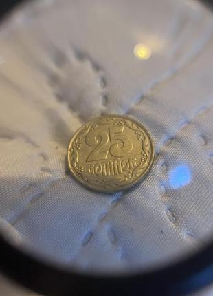 Продам монету 25 копеек 1992 года украина4 фото