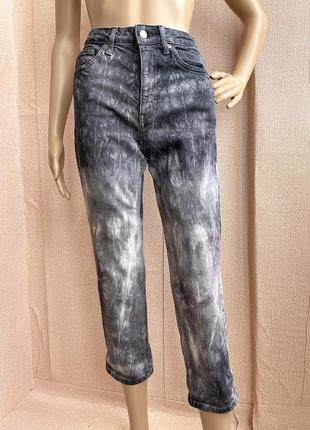 Вкорочені фірмові джинси від topshop