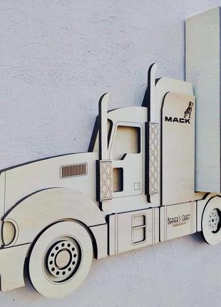 Полка грузовик mack truck хот вилс гараж на 54 авто. размер 1.35 м. х 45 см.1 фото