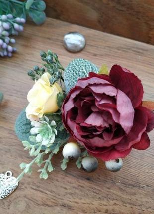 Бутоньерка для жениха в цвете марсала бутоньерка для свидетеля свадебные бутоньерки