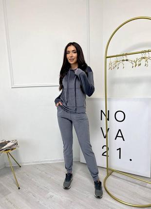 Велюрові костюми6 фото