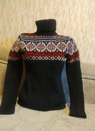 Светр з шерсті