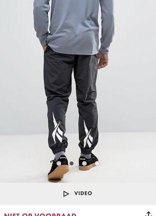 Штаны спортивные reebok classics vector joggingbroek, оригинал9 фото