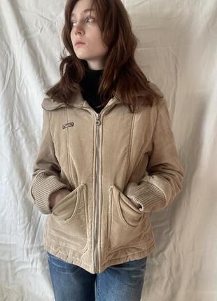 Светло-бежевая вельветовая куртка бренда pastille menthe размера s1 фото