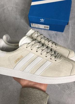 Жіночі кросівки adidas gazelle, adidas hamburg, adidas terrex, adidas iniki, adidas samba, adidas campus, adidas forum, adidas niteball1 фото