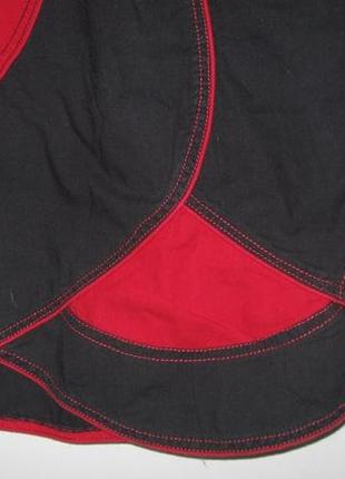 Чорно-червона коротка сукня3 фото
