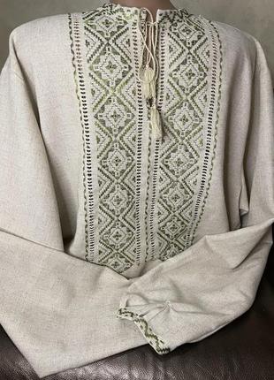 Низинка. стильна чоловіча вишиванка на сірому льоні ручної роботи. ч-16557 фото