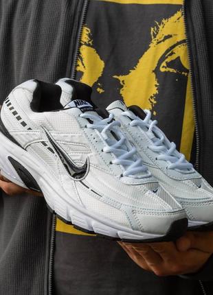 Топовые мужские кроссовки nike initiator white\silver