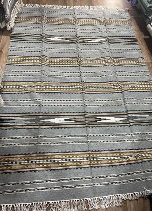 Стильний гуцульський килим ручної роботи розміром 200*140см. d-0019