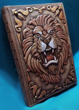 Коричневий шкіряний блокнот "неприборканий лев"