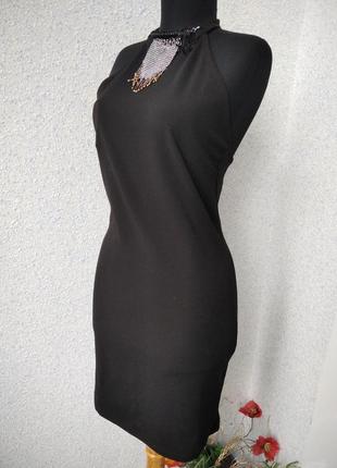 Маленькое чёрное платье с открытой спиной h&m