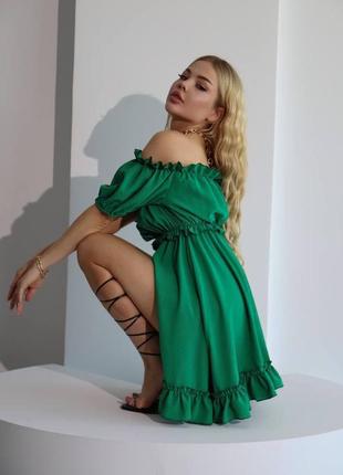 Платье зеленого цвета4 фото