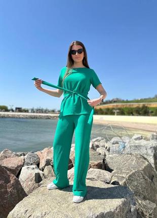 Костюм женский однотонный оверсайз футболка брюки свободного кроя на высокой посадке качественный стильный малиновый зеленый9 фото