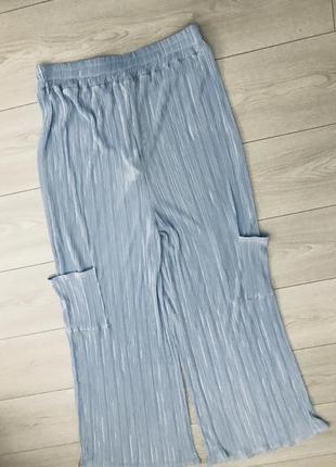 Широкие брюки в рубчик с карманами5 фото