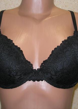 Красивый бюстгальтер uk34d eur75d