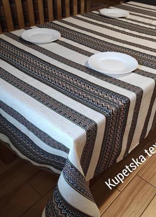 Скатертина на стіл з вишивкою в українському стилі, коричнева7 фото