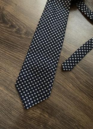 Чорна краватка з принтом hugo boss2 фото