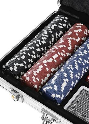 Покерный набор 300 жетонов в чемодане hq poker 3007 фото