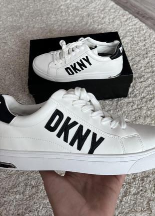 Кеды, кроссовки белые женские dkny3 фото