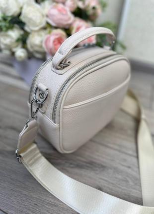 Жіноча стильна та якісна сумка з еко шкіри молочна3 фото