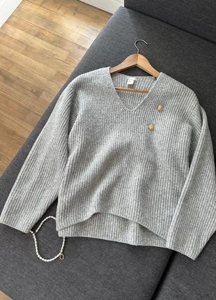 Серый свитер h&amp;m