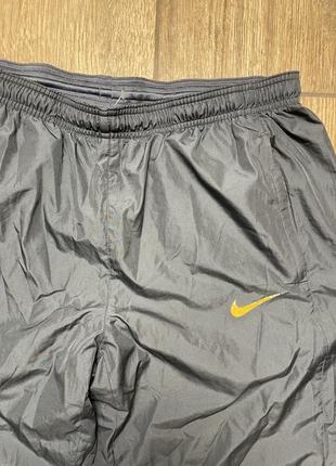 Nike нейлонові спортивні штани2 фото
