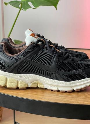 Мужские кроссовки найк зум воремо чёрные / nike zoom vomero 5 black fd0533-0108 фото