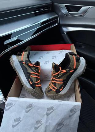 Чоловічі кросівки nike acg mountain fly low khaki orange2 фото