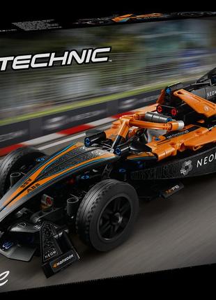 Lego technic автомобиль для гонки neom mclaren formula e 42169