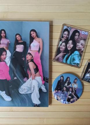 Комплект itzy итзу скетчбук + магнит + значок 7,5 + брелок