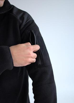 Флісова тактична куртка на застібці (колір чорний)8 фото