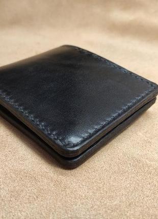 Минималистичное кожаное портмоне с монетницей6 фото