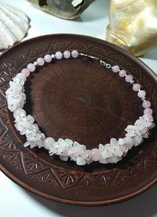Ожерелье (чокер)из натуральных камней розовый кварц разной огранки3 фото