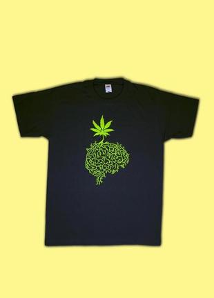 Black t-shirt with cannabis and roots in brain form t-shirt fruit of the loom heavy cotton1 фото
