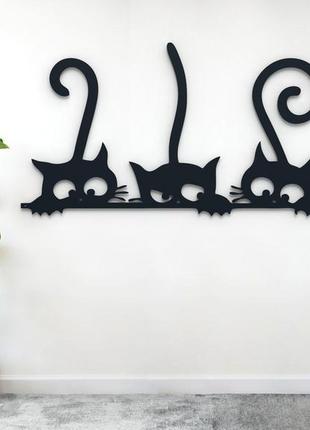 Панно на стіну у вигляді трьох зачаїлися чорних кошенят2 фото