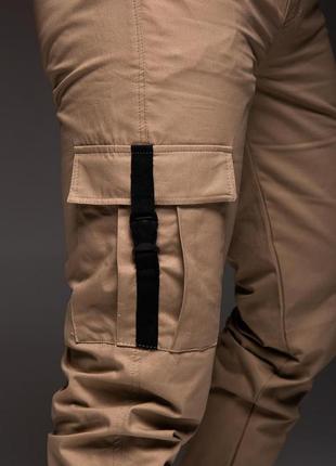 Бежеві чоловічі джогери з накладними кишенями на карабінах6 фото